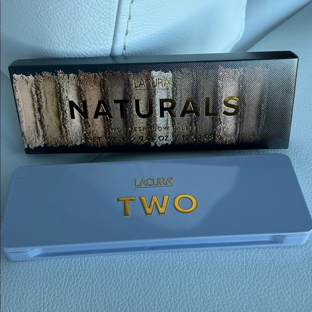 Lacura Naturals Two Eyeshadow Palette- 12 shadows:champagne, grey smoky tones